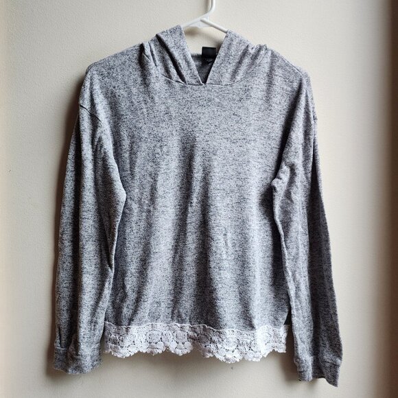 Art Class Juniors Gray Lace Hooded Pullover Sweater Size XL (14/16) - Picture 3 of 13